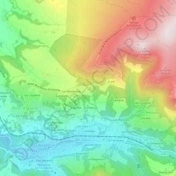 Le Village topographic map, elevation, terrain